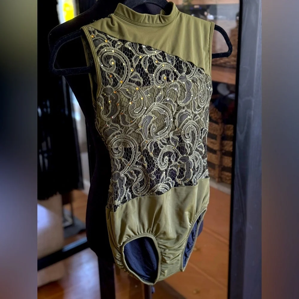 🌿Green custom lace Leotard dance costume with rhinestones, SA